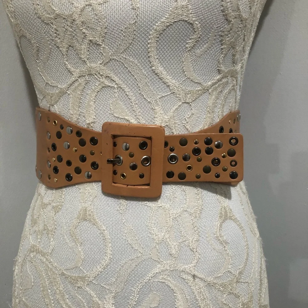 Calvin Klein Tan Leather Studded Belt Sz.‎ M